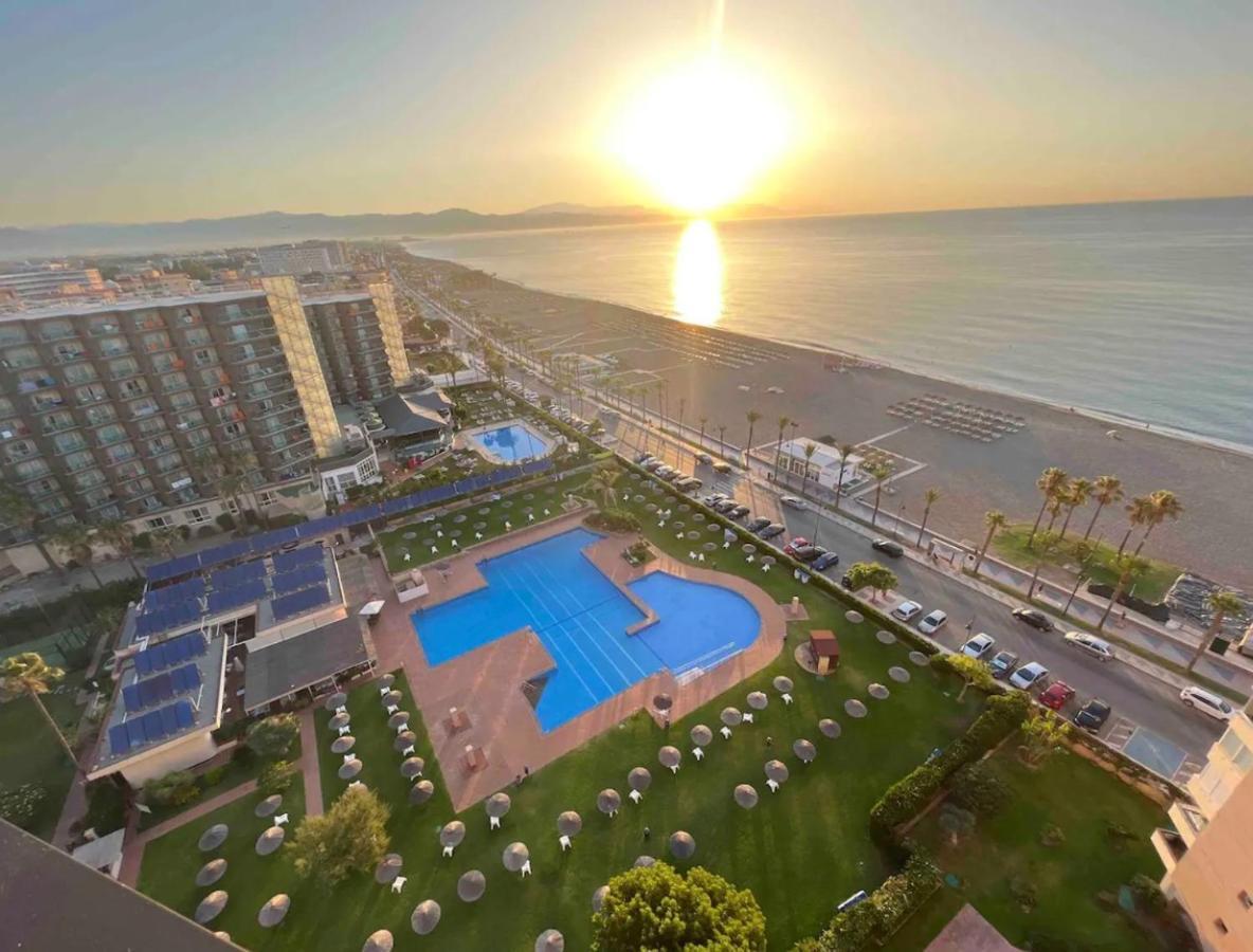 Playamar Waterfront Exclusive Apartment And Views Tower 2 Fl 14 Torremolinos Luaran gambar