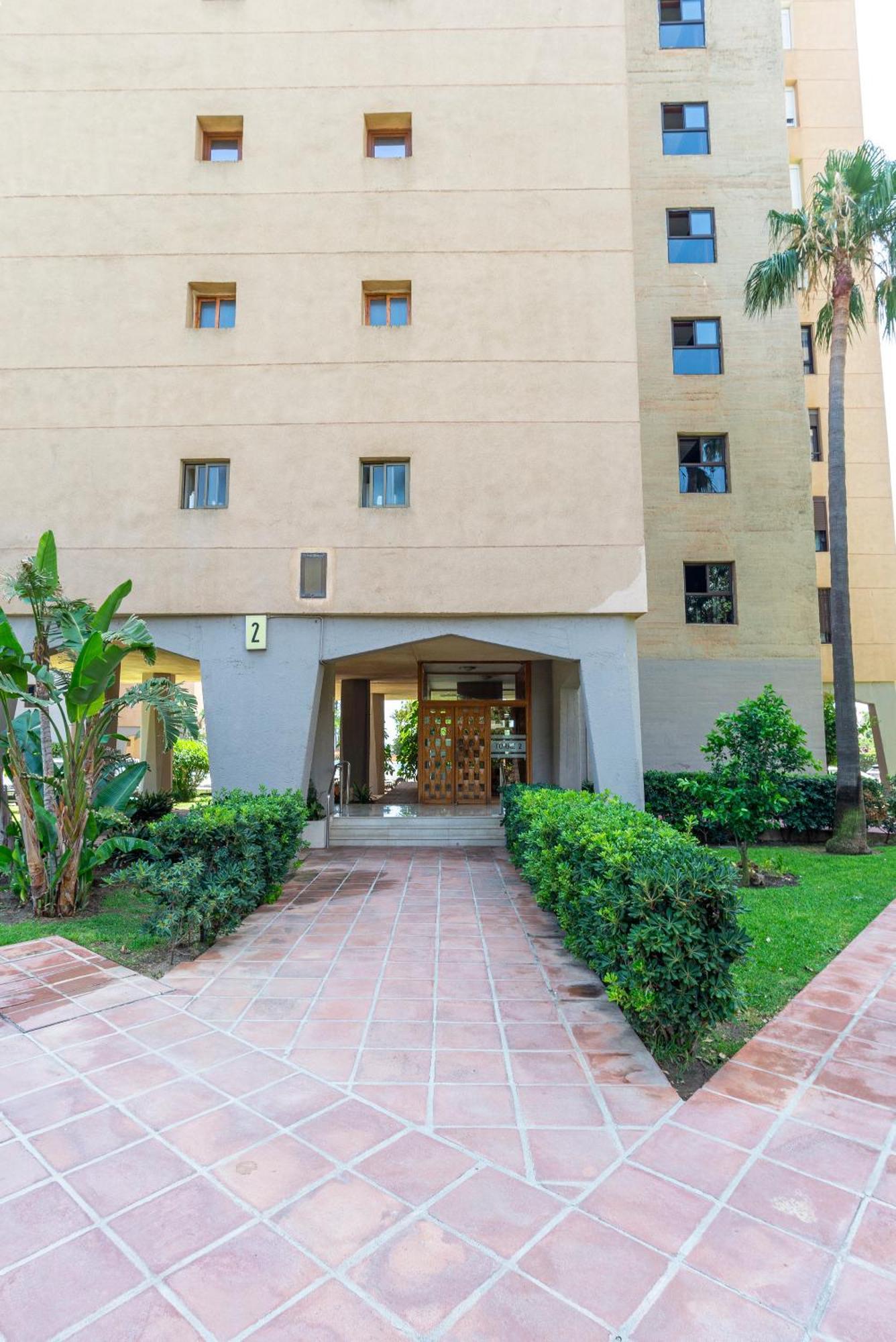 Playamar Waterfront Exclusive Apartment And Views Tower 2 Fl 14 Torremolinos Luaran gambar